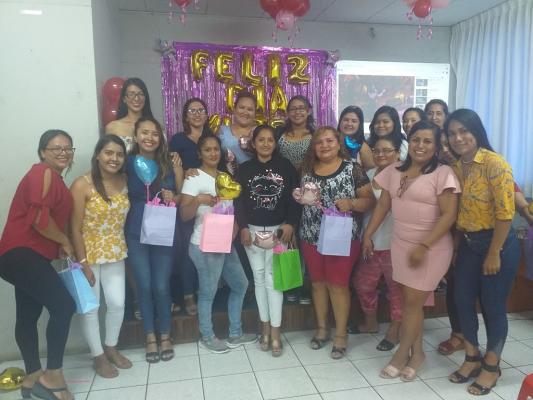 DIREPRO agasajó a trabajadoras por Día Internacional de la Mujer