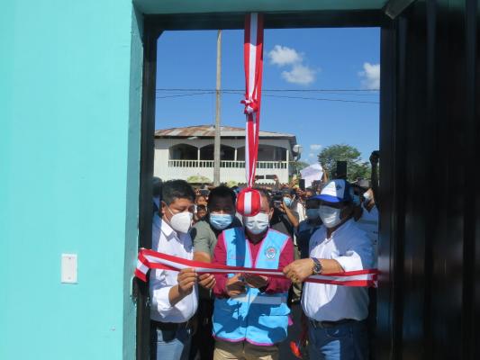 Inauguración de Colegio Juancito en Ucayali