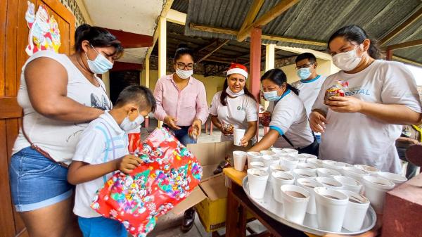 GERFOR dio Chocolatada a niños especiales