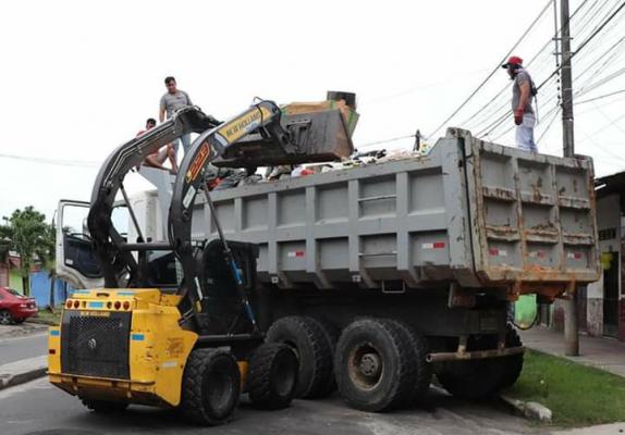 Maquinaria de DRTC en recojo de basura