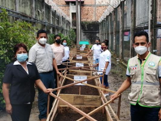 Entrega de camas hort por GERFOR