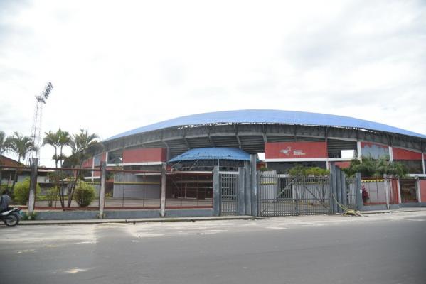 Estadio Max Agustin