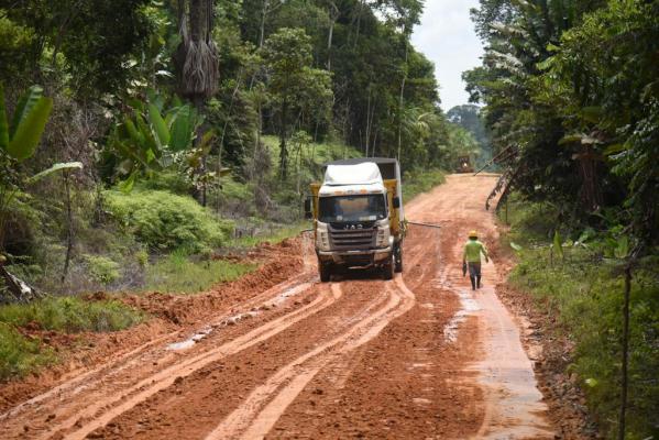 Carretera Jenaro Herrera - Angamos