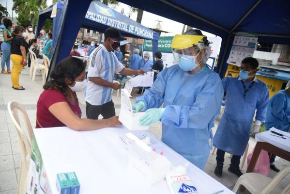 Pruebas COVID gratis en todo Iquitos